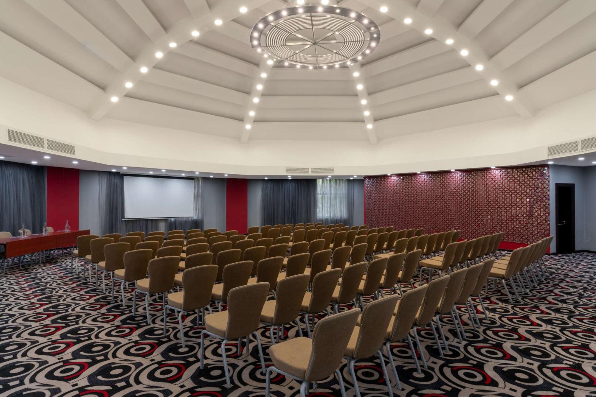 Radisson Blu Hotel Lusaka Exterior foto The ballroom