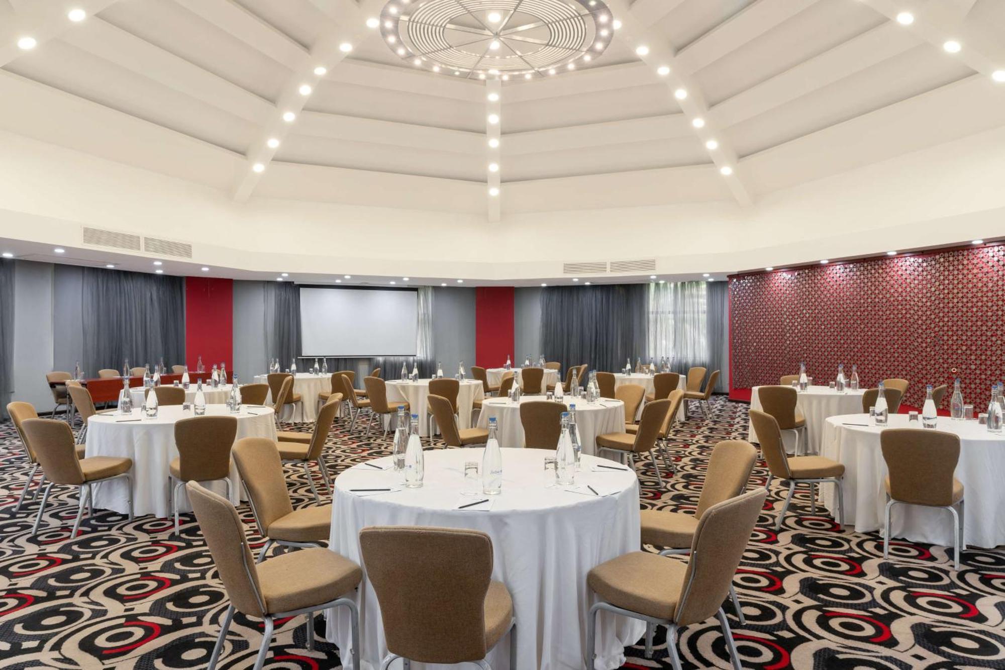 Radisson Blu Hotel Lusaka Exterior foto The ballroom