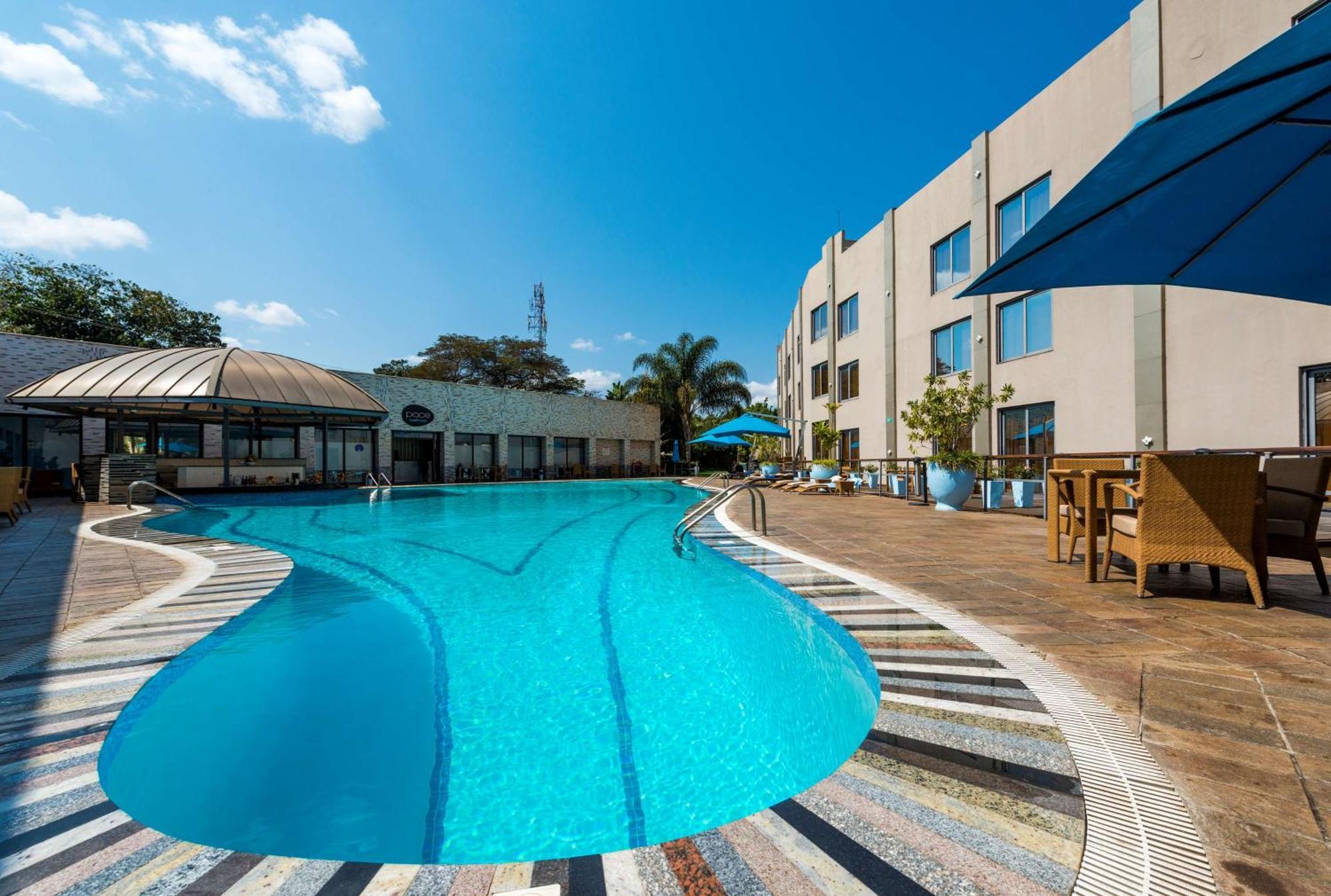 Radisson Blu Hotel Lusaka Exterior foto