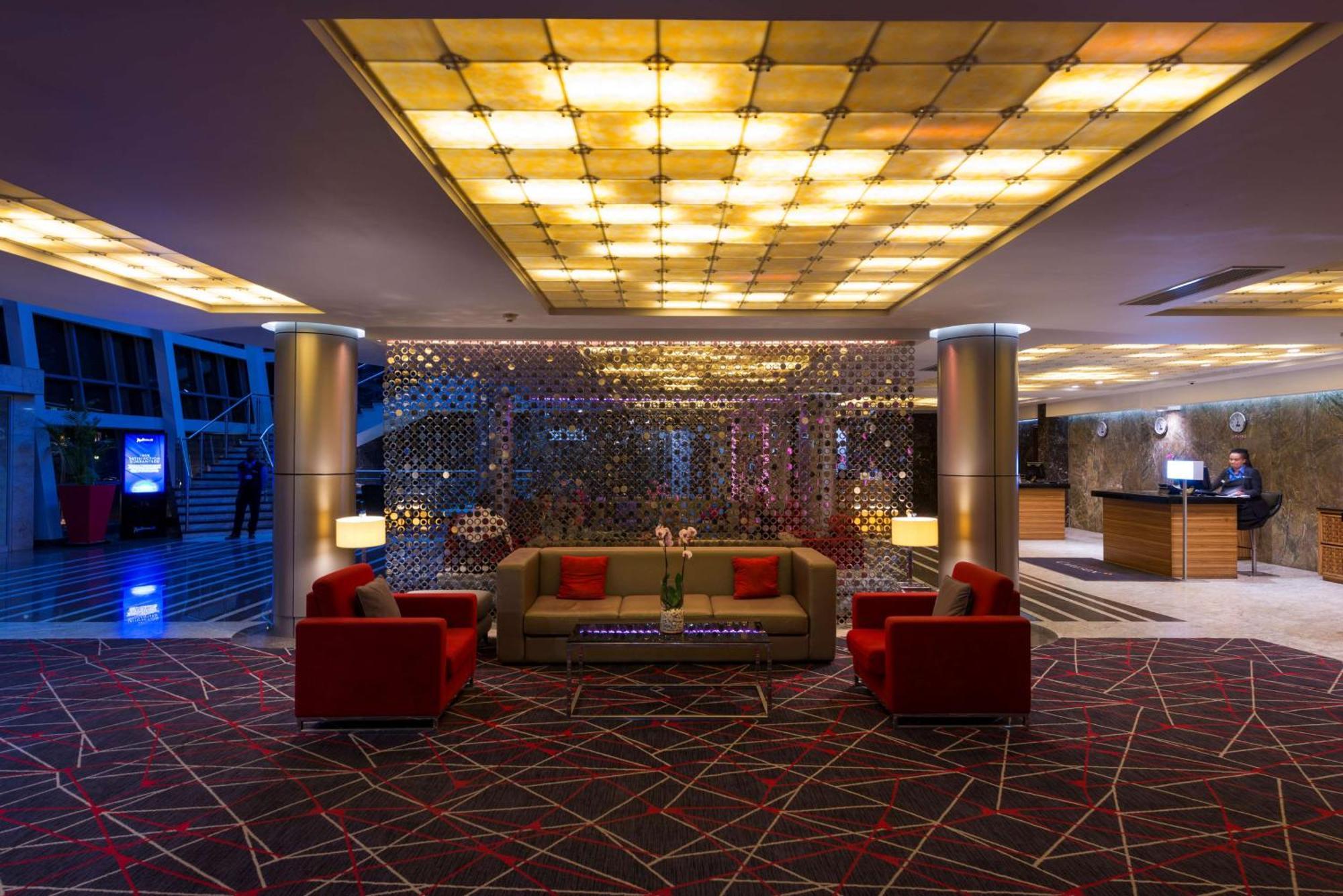 Radisson Blu Hotel Lusaka Exterior foto Lobby