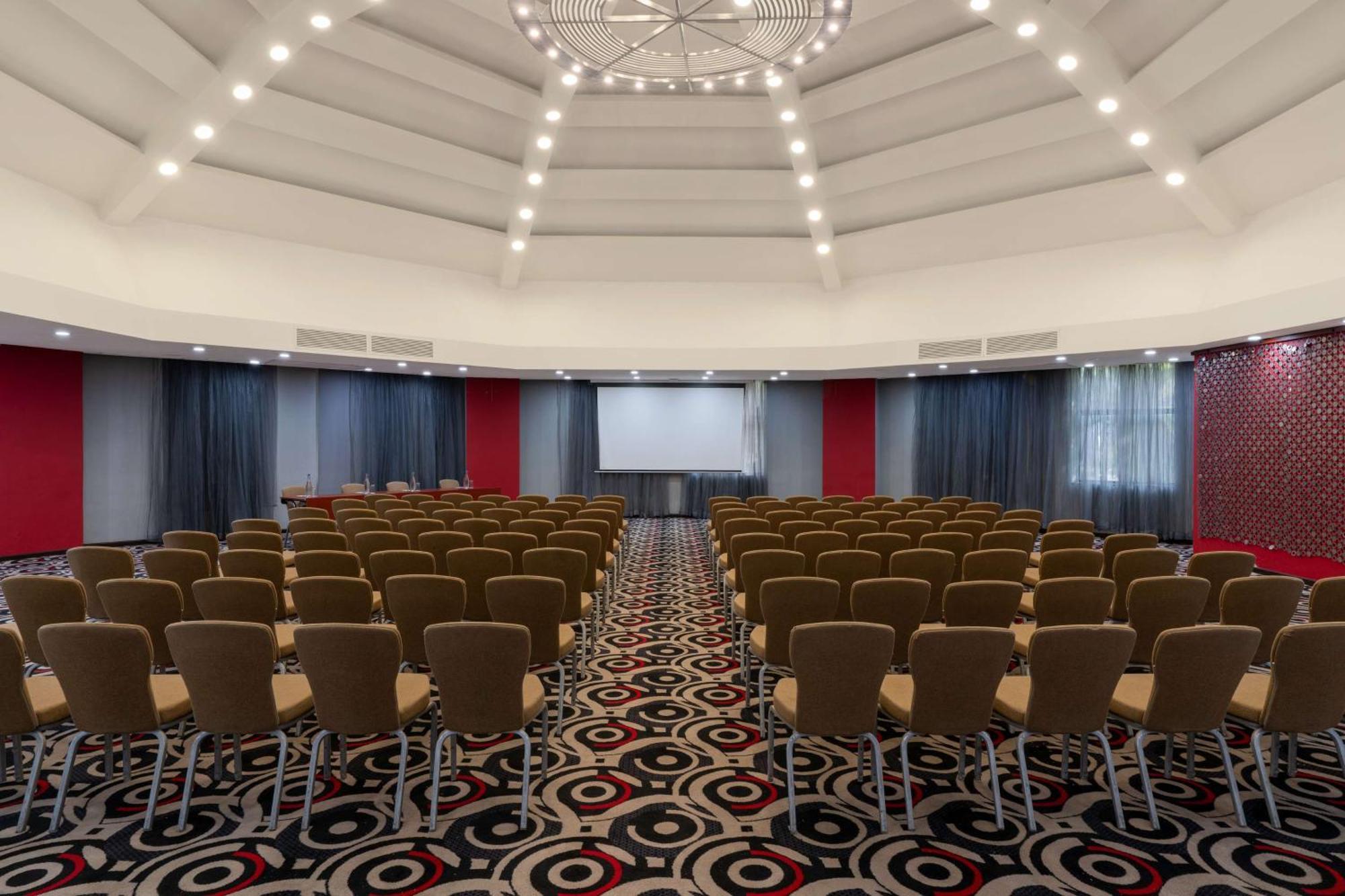 Radisson Blu Hotel Lusaka Exterior foto The ballroom